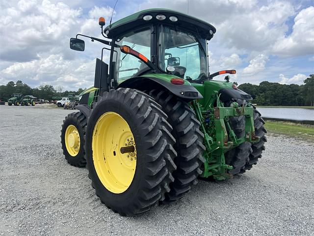 Image of John Deere 7210R equipment image 2