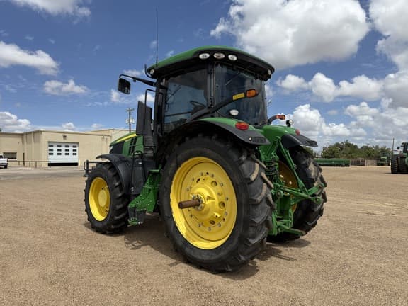 Image of John Deere 7210R equipment image 3