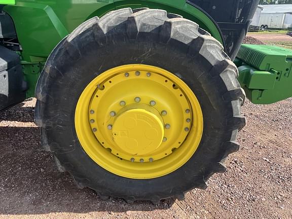 Image of John Deere 7210R equipment image 2