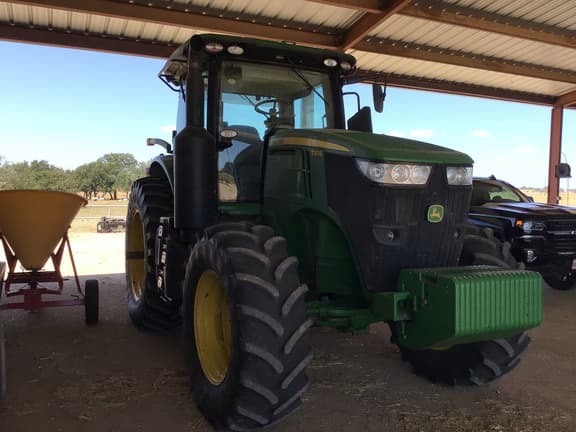 Image of John Deere 7210R equipment image 3