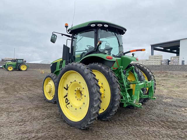 Image of John Deere 7210R equipment image 3