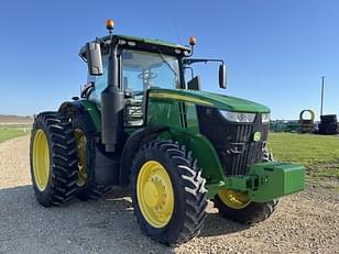 Main image John Deere 7230R 1