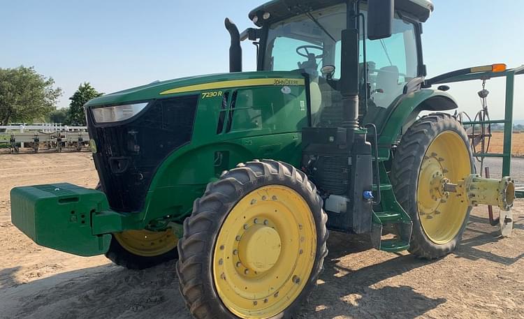 Main image John Deere 7230R 1