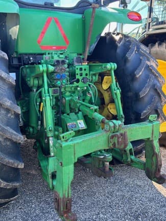 Image of John Deere 7230R equipment image 4