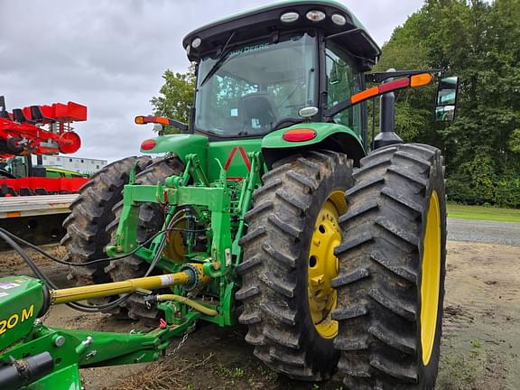 Image of John Deere 7230R equipment image 3