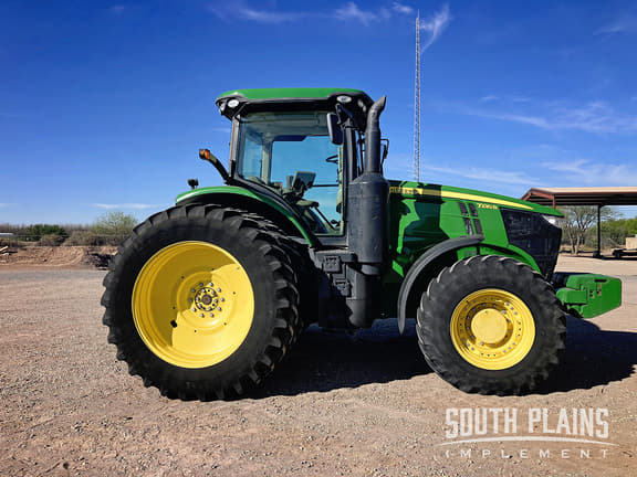 Image of John Deere 7230R equipment image 1
