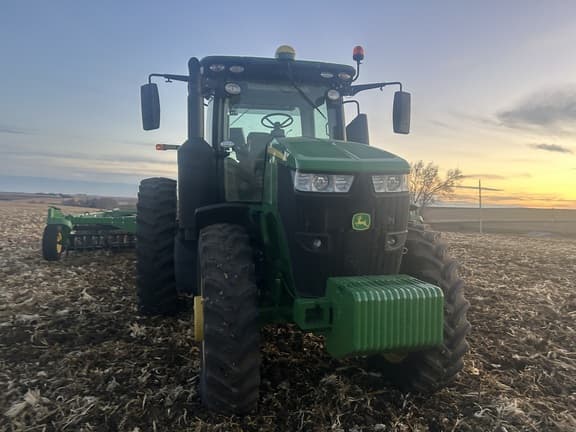 Image of John Deere 7270R equipment image 4