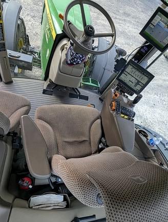 Image of John Deere 7290R equipment image 4