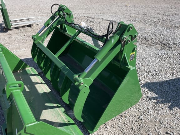 2018 John Deere Bucket Grapple Equipment Image0