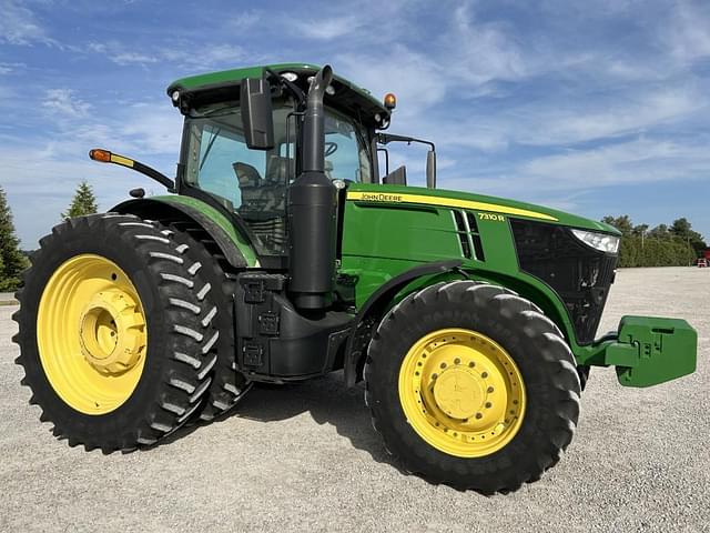 Image of John Deere 7310R equipment image 1