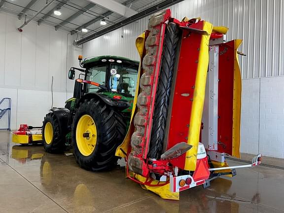 Image of John Deere 7310R equipment image 2