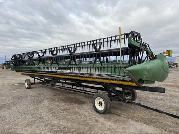 Image of John Deere 735D equipment image 3