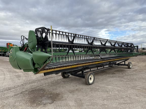 2018 John Deere 735D Equipment Image0