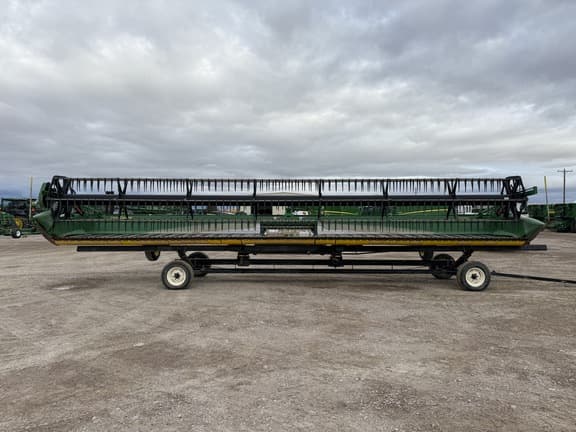 Image of John Deere 735D equipment image 2