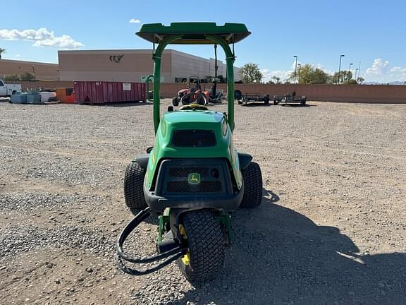 Image of John Deere 7400A equipment image 4