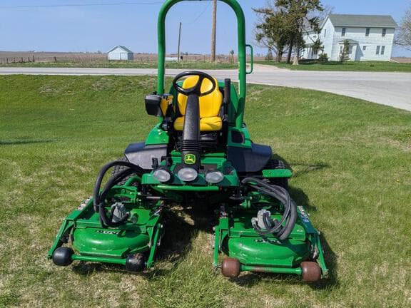 Image of John Deere 7400A equipment image 3