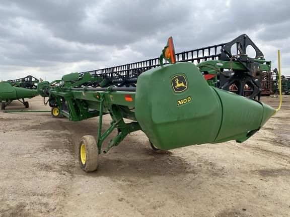Image of John Deere 740D equipment image 3