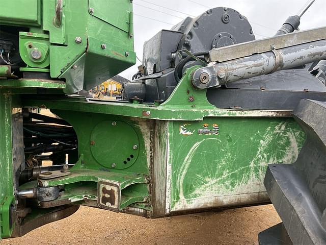Thumbnail image John Deere 748L 12
