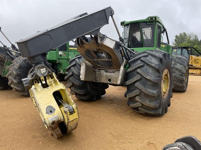 Thumbnail image John Deere 748L 9