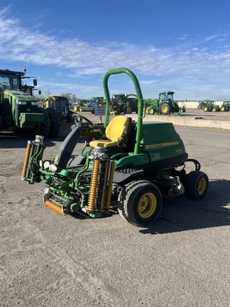 Image of John Deere 7500A equipment image 2