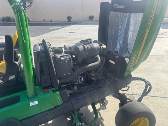 Image of John Deere 7500A equipment image 4