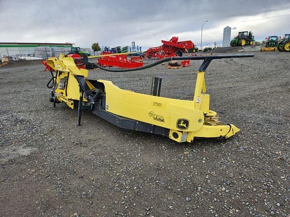 Image of John Deere 770 equipment image 1