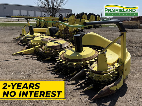 Image of John Deere 770 Primary image