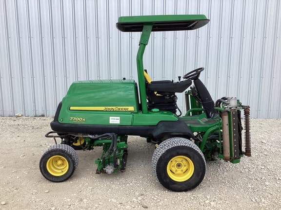 Image of John Deere 7700A equipment image 3