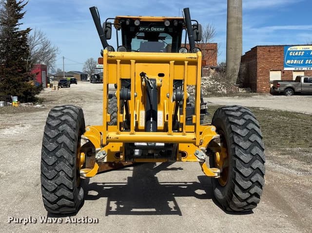 Image of John Deere 770G equipment image 1