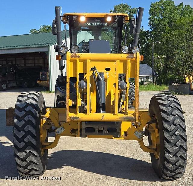 Image of John Deere 770G equipment image 1