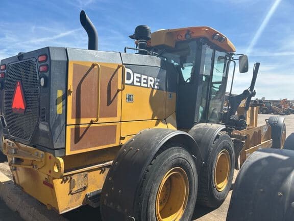 Image of John Deere 772GP equipment image 4