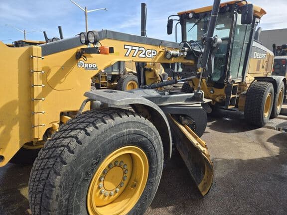 Image of John Deere 772GP Primary image