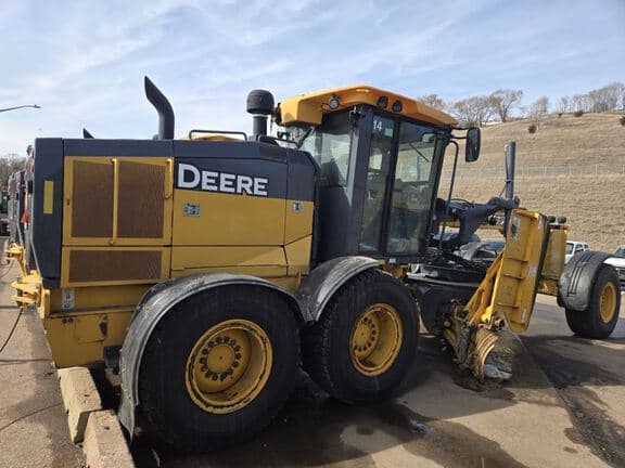 Image of John Deere 772GP equipment image 4