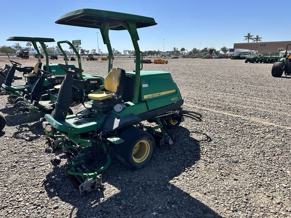 Image of John Deere 8000A equipment image 1