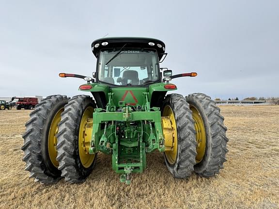 Image of John Deere 8245R equipment image 3