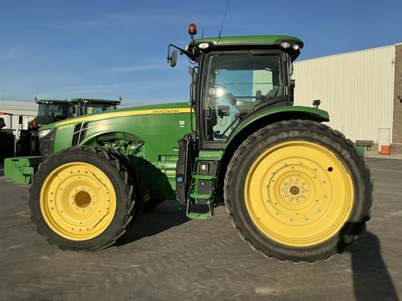 Image of John Deere 8245R equipment image 1