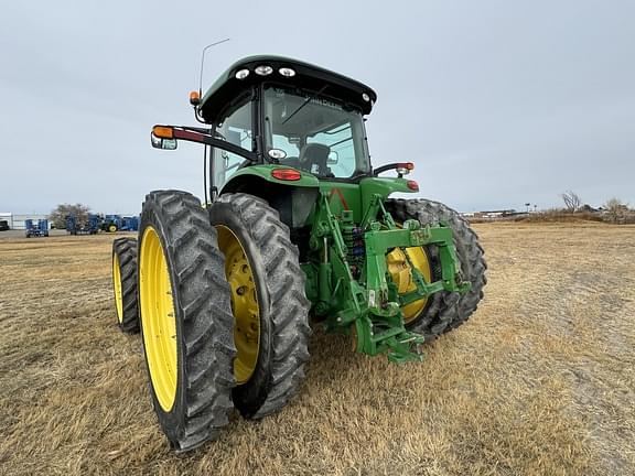 Image of John Deere 8245R equipment image 2