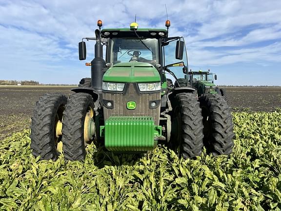 Image of John Deere 8245R equipment image 1