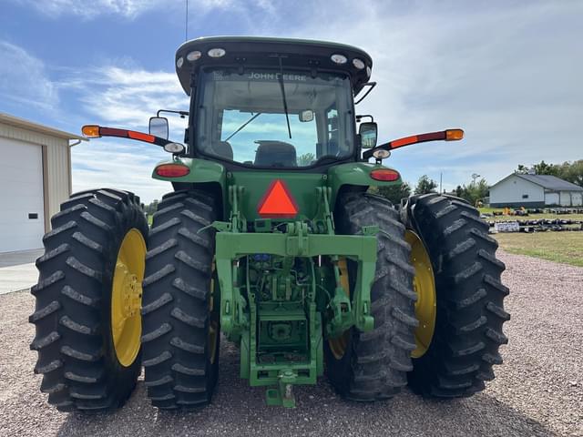 Image of John Deere 8245R equipment image 3