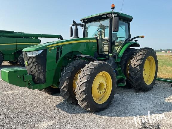 Image of John Deere 8245R equipment image 1