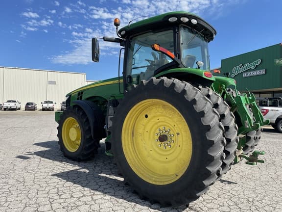 Image of John Deere 8245R equipment image 3