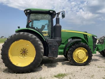 Main image John Deere 8245R