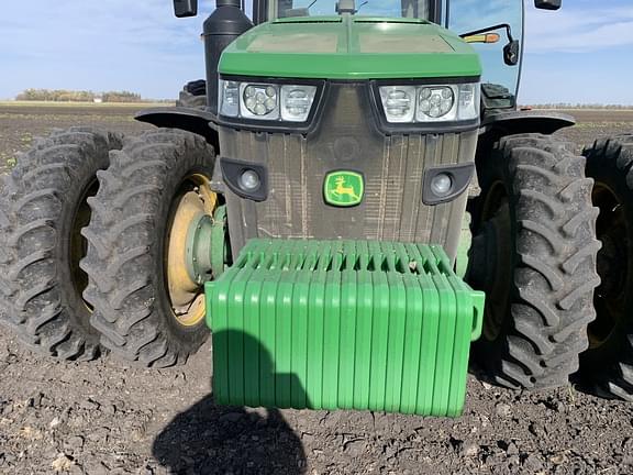 Image of John Deere 8245R equipment image 3