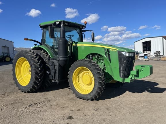 Image of John Deere 8245R equipment image 2