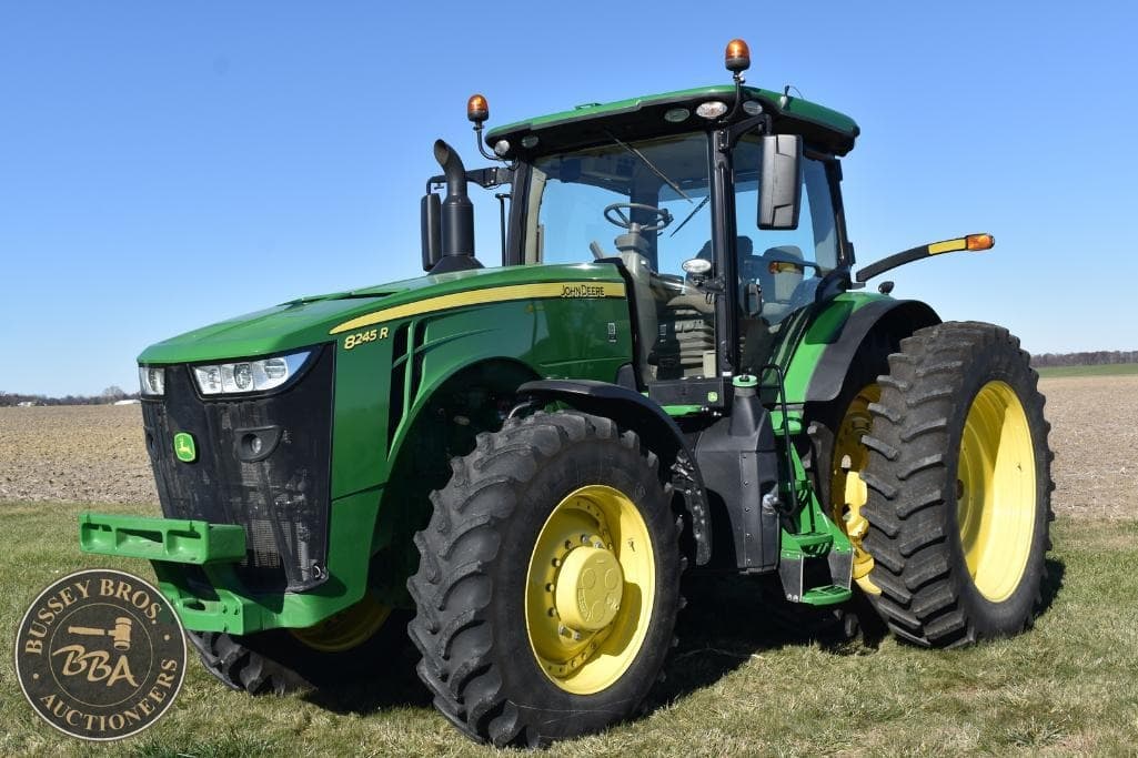 Image of John Deere 8245R Primary image