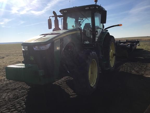 Image of John Deere 8245R equipment image 1