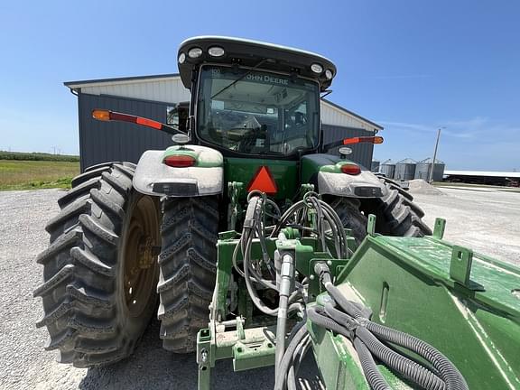 Image of John Deere 8245R equipment image 4