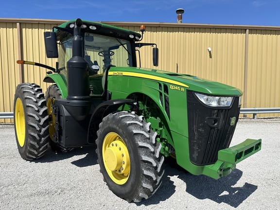 2018 John Deere 8245R Equipment Image0