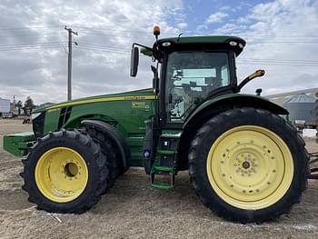 2018 John Deere 8245R Equipment Image0