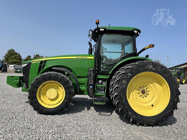 Image of John Deere 8245R equipment image 2